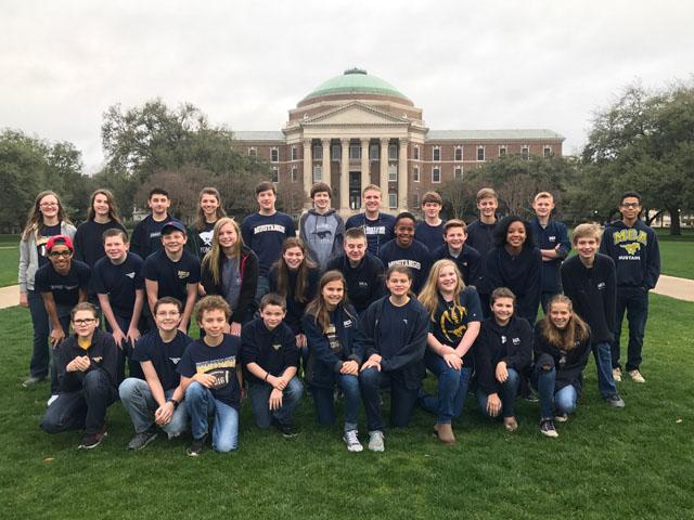 MCA Middle Schoolers pose for a picture outside SMU during Visioneering.