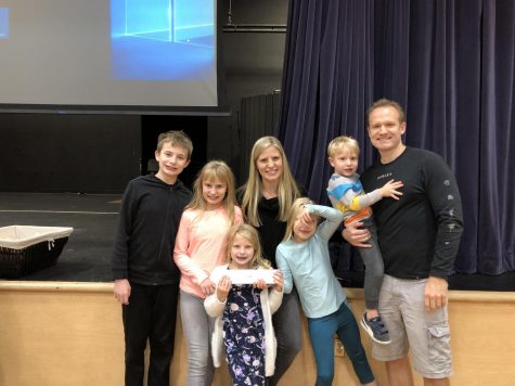 Winners of the Apple Watch, the Mejan Family.
