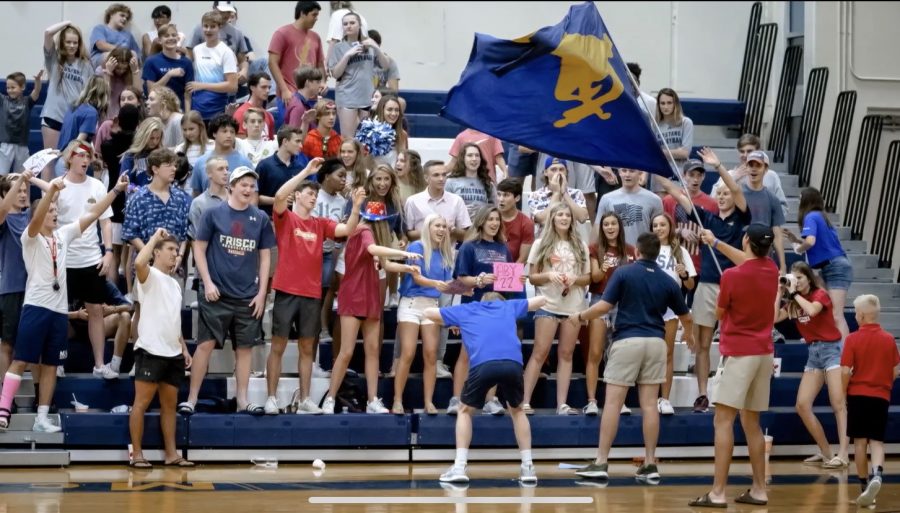 Upper+School+students+cheer+on+their+Lady+Mustangs+at+the+volleyball+teams+home+opener+versus+Lucas+Christian.+