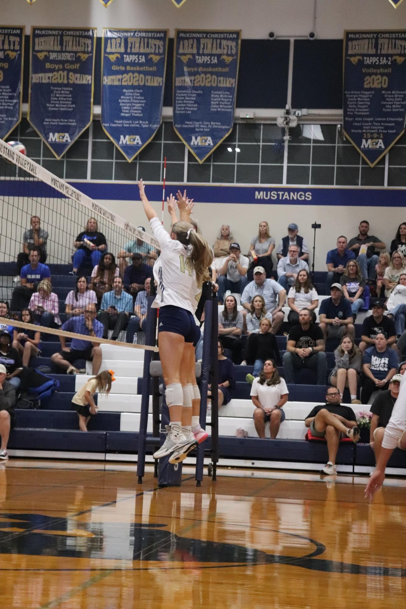 Lady Mustangs Sweep Dallas Christian in 3 sets