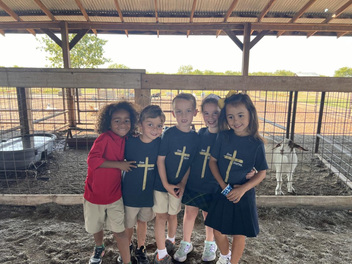 Group of Lil stangs outside the petting zoo 