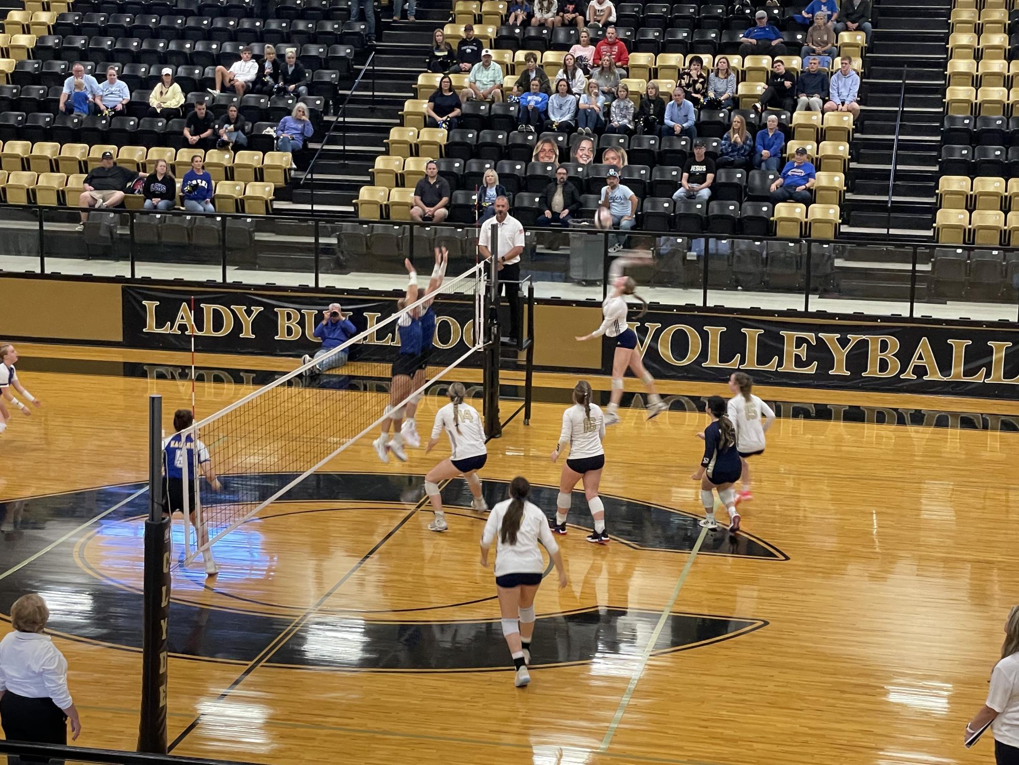 Varsity Volleyball Falls Short in 5 Sets