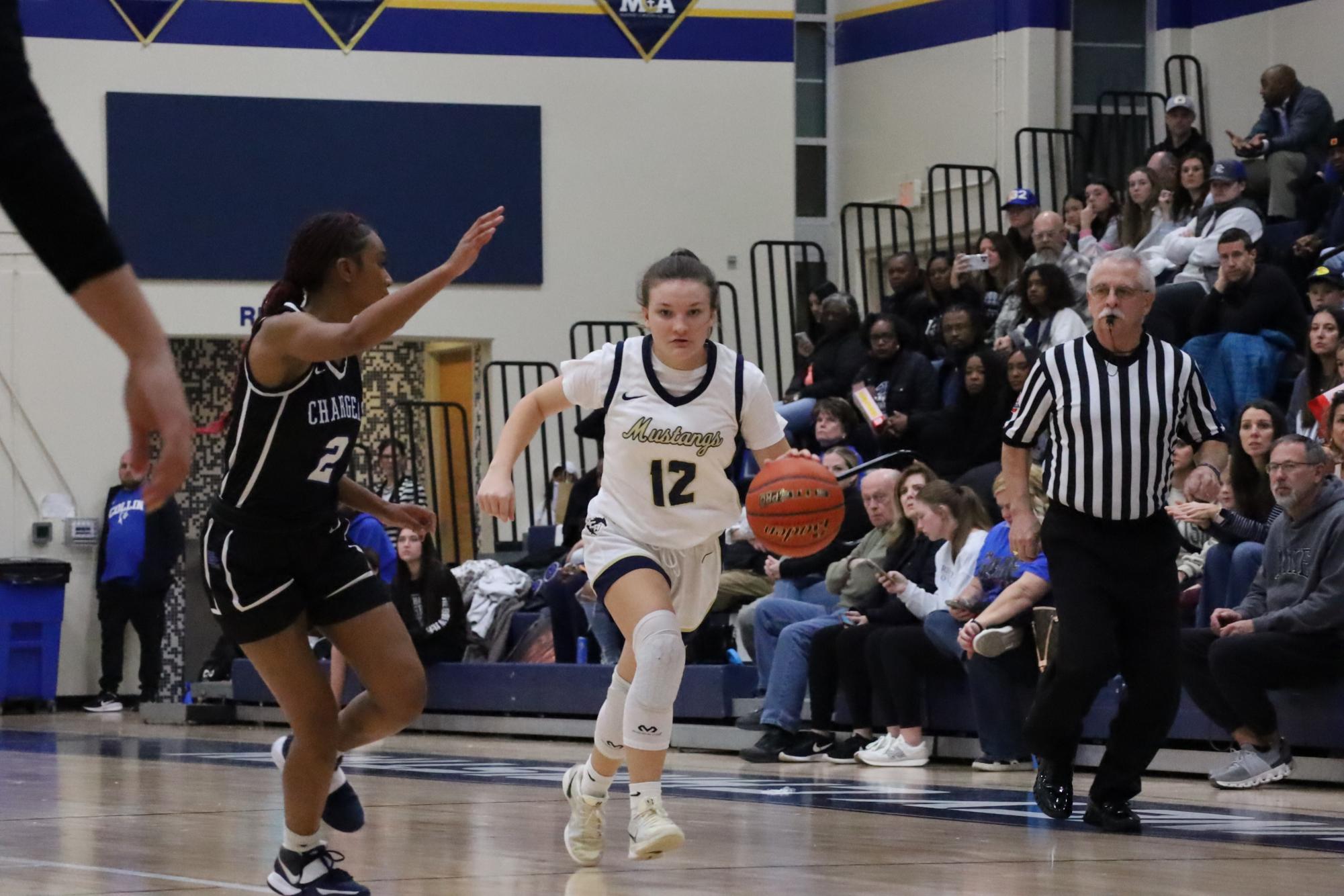 Girls Basketball faces off against Dallas Christian