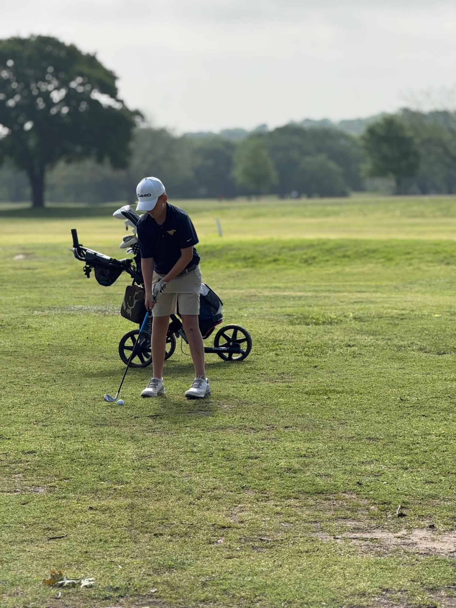 Mustangs Middle School Golf Team Competes in a Tournament at Turtle Hill Golf Course