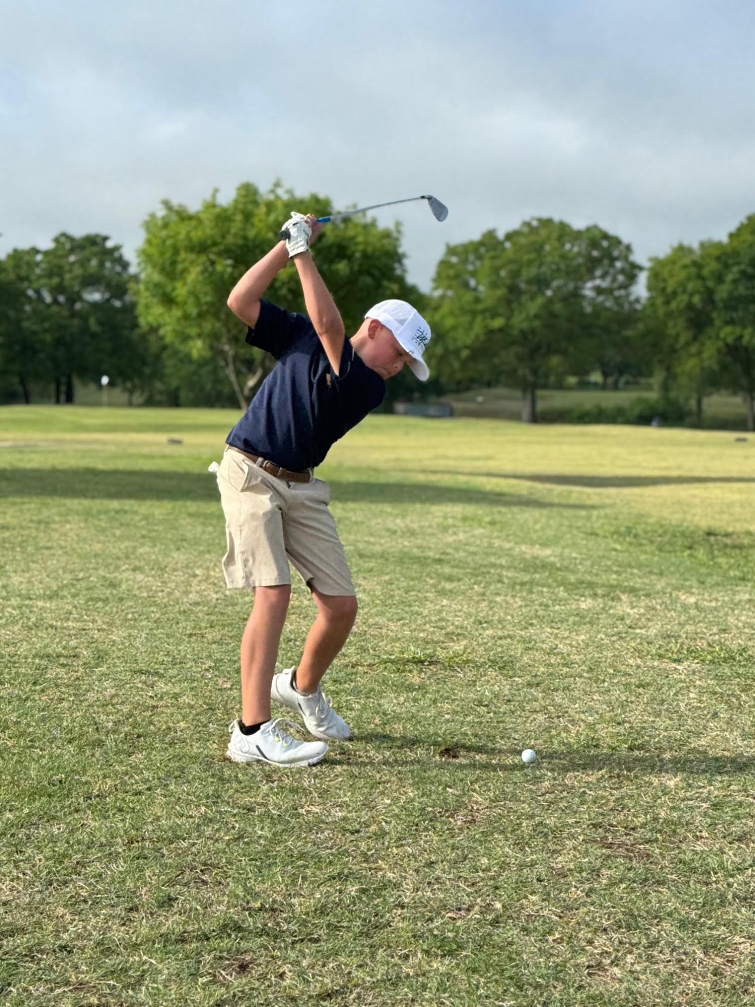 Mustangs Middle School Golf Team Competes in a Tournament at Turtle Hill Golf Course