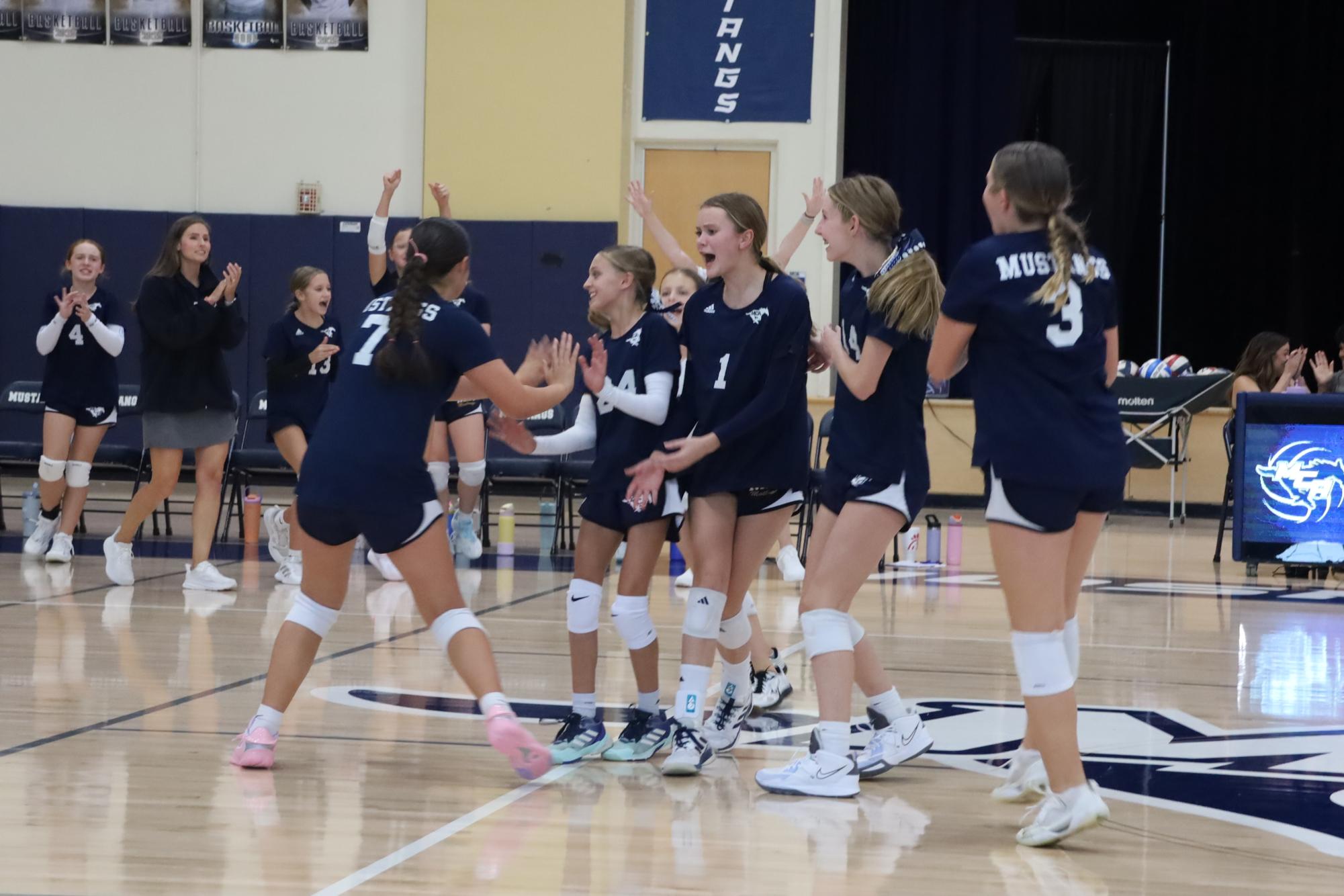 Middle School Volleyball Takes down Dallas Covenant and Providence