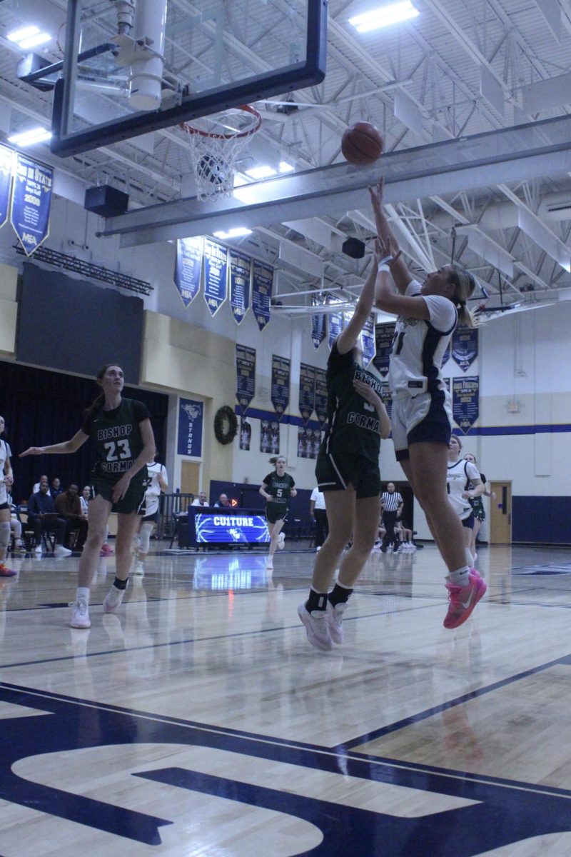 Petra Westra goes for a layup. 